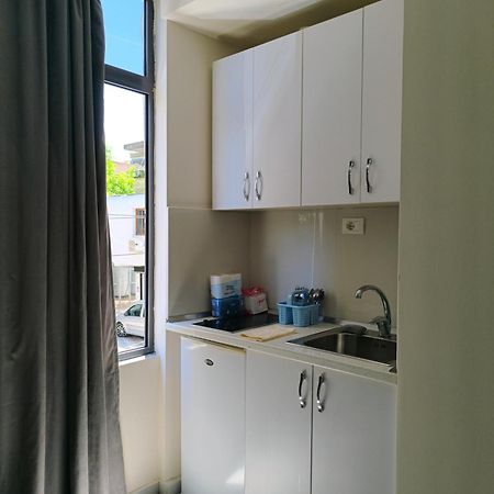 Urban Retreat Apartments Tirana Bagian luar foto