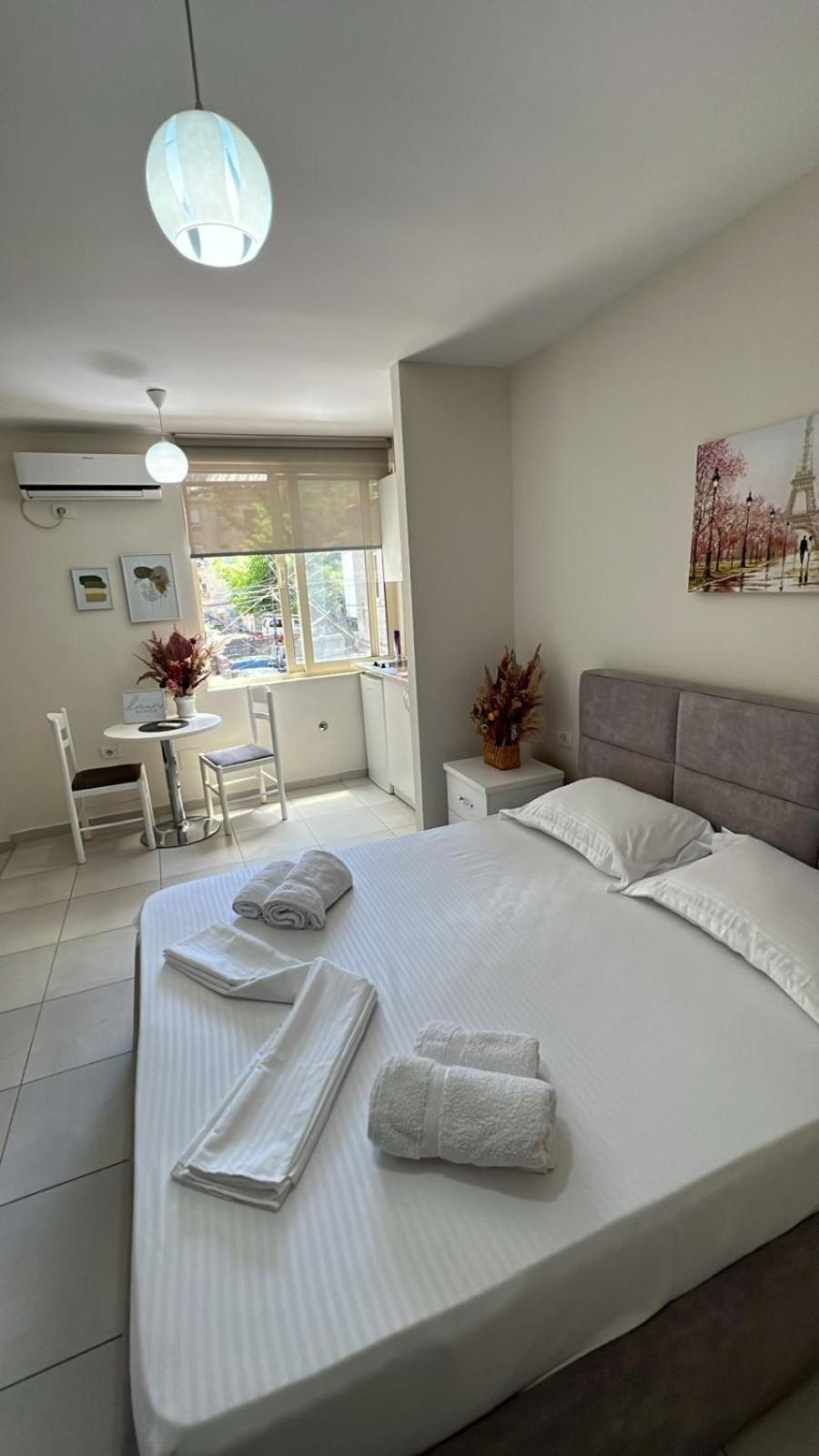 Urban Retreat Apartments Tirana Bagian luar foto