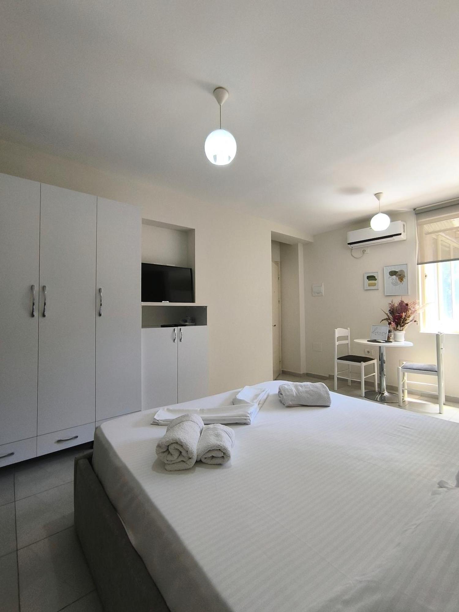 Urban Retreat Apartments Tirana Bagian luar foto